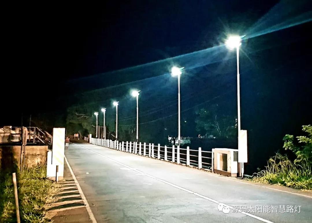 總統(tǒng)、發(fā)展局主席齊齊發(fā)聲，源碼火遍這個(gè)國(guó)家