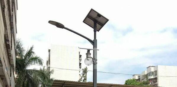 LED太陽(yáng)能路燈為什么不停閃爍