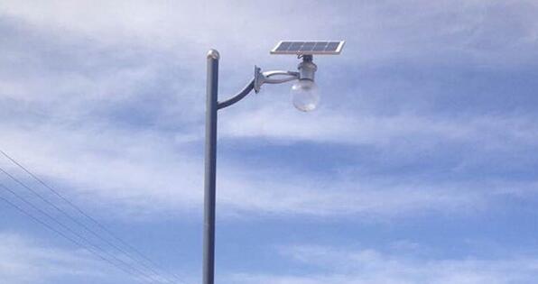 太陽(yáng)能路燈防塵功能怎么樣設(shè)計(jì)。