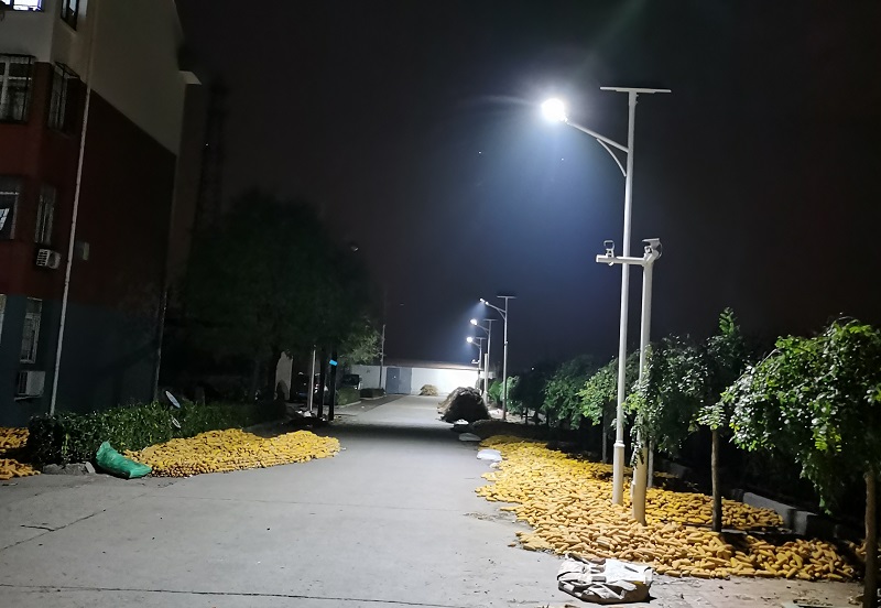 太陽(yáng)能路燈節(jié)約成本戰(zhàn)略探討